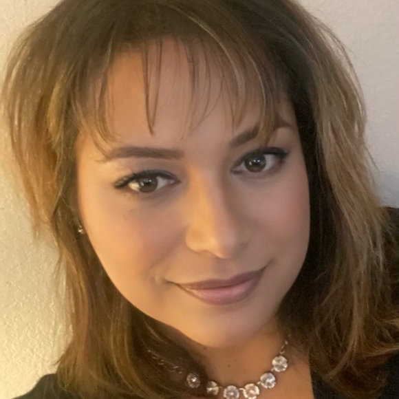 Meet your Posher, Shalini - Picture 4 of 7